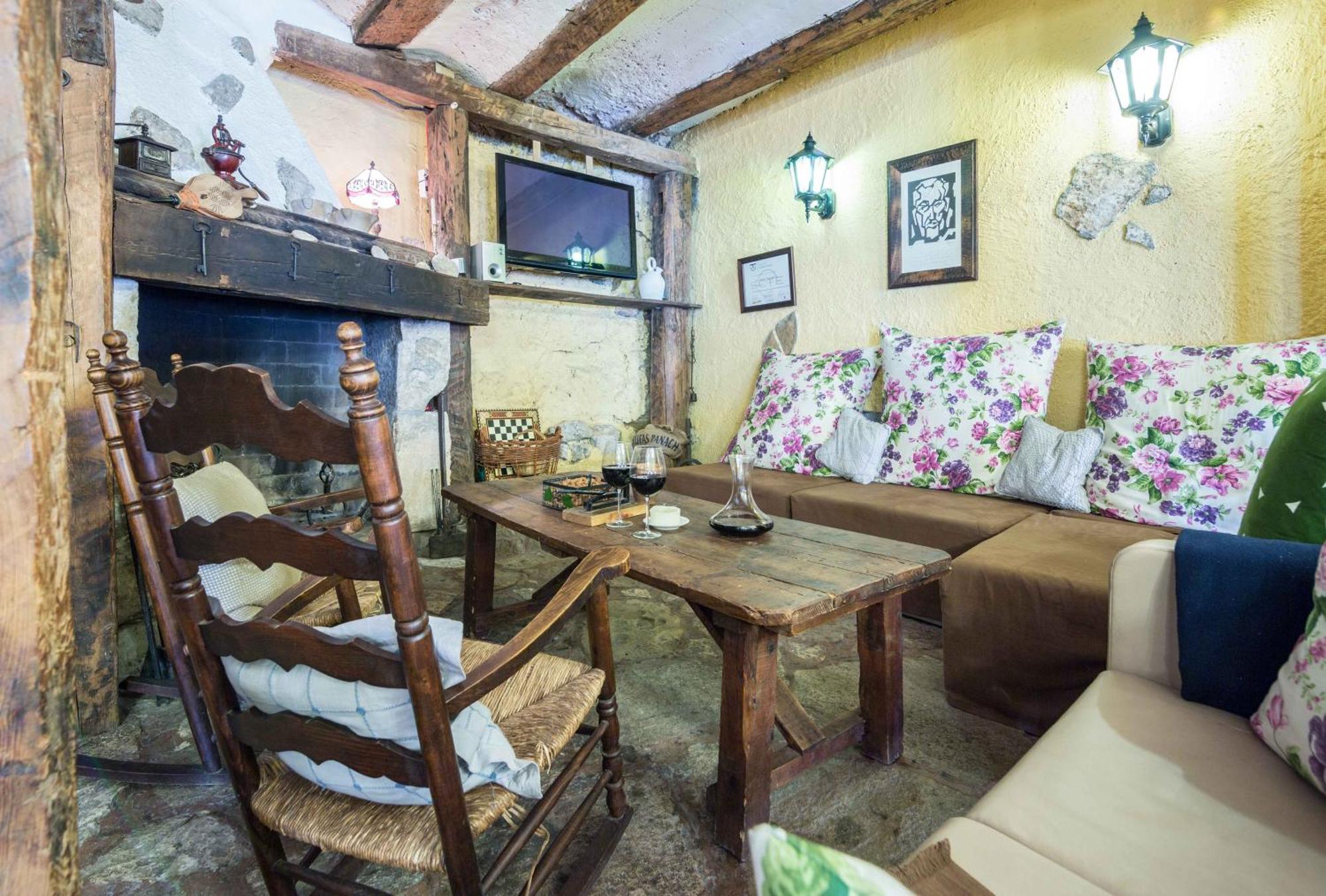 אדמוס Casa Rural Garrido מראה חיצוני תמונה
